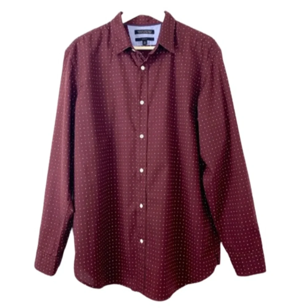 Banana Republic Custom Slim Fit Maroon XL